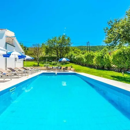 Вилла Sleeps 8 Pool Air Con Wifi *